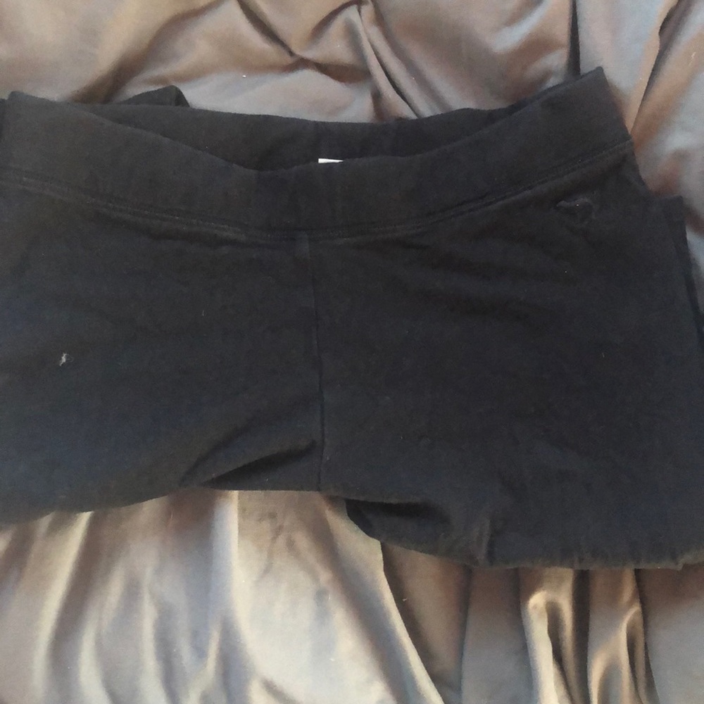 Black leggings
